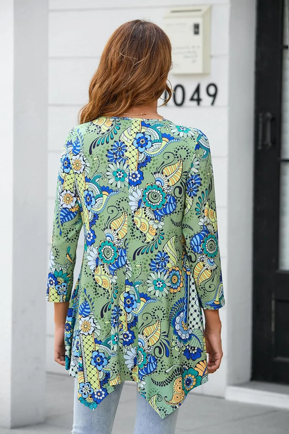 ENMAIN Tunic Tops for Women 3/4 Sleeve Plus Size Women's Tunics Loose Fit Floral Swing Flare Ladies Blouse for Leggings