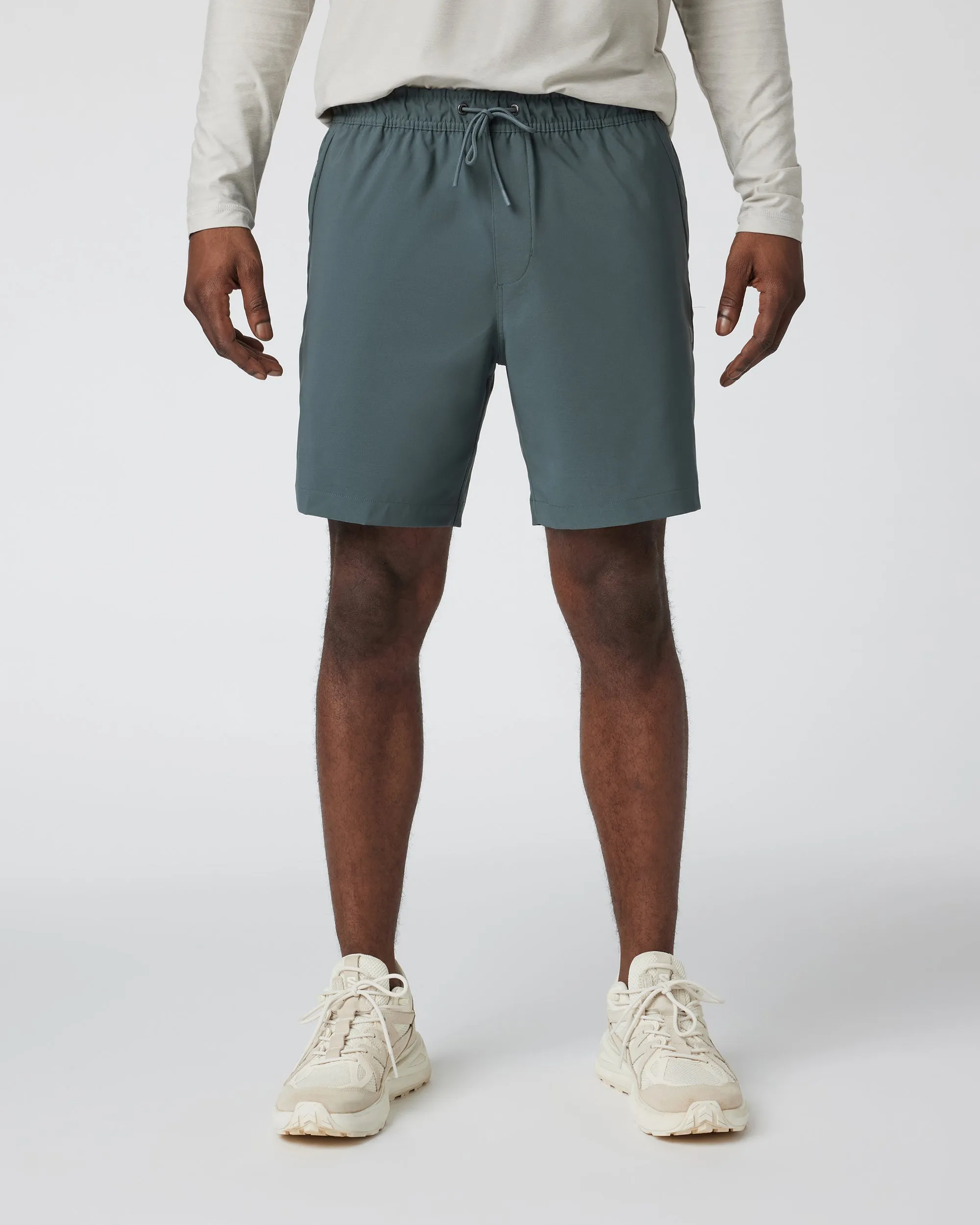 VUORI Train Tech Short - SMOKED BERYL